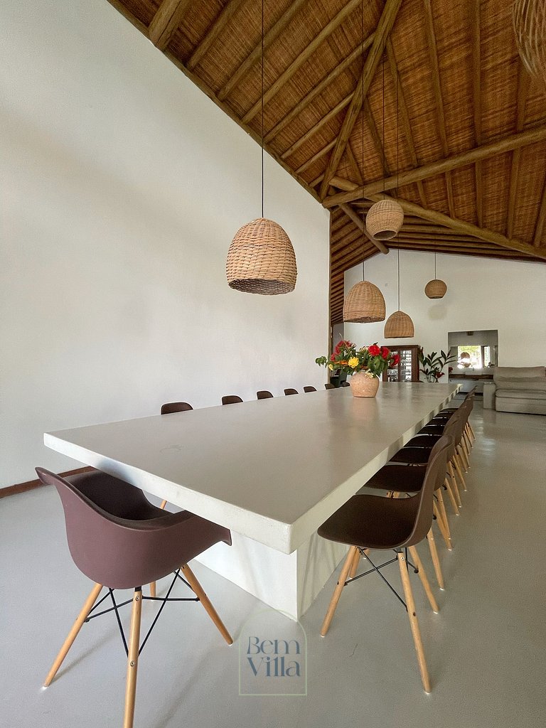 Casa Plus: 6 quartos para 25 pessoas, by BemVilla