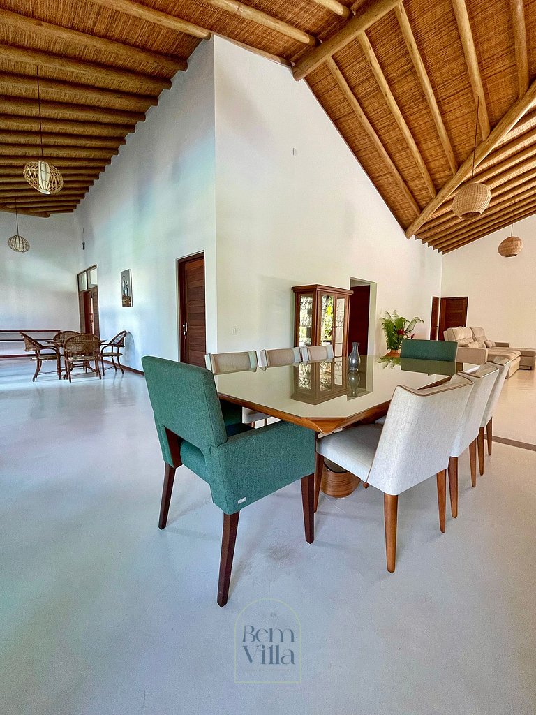 Casa Plus: 6 quartos para 25 pessoas, by BemVilla