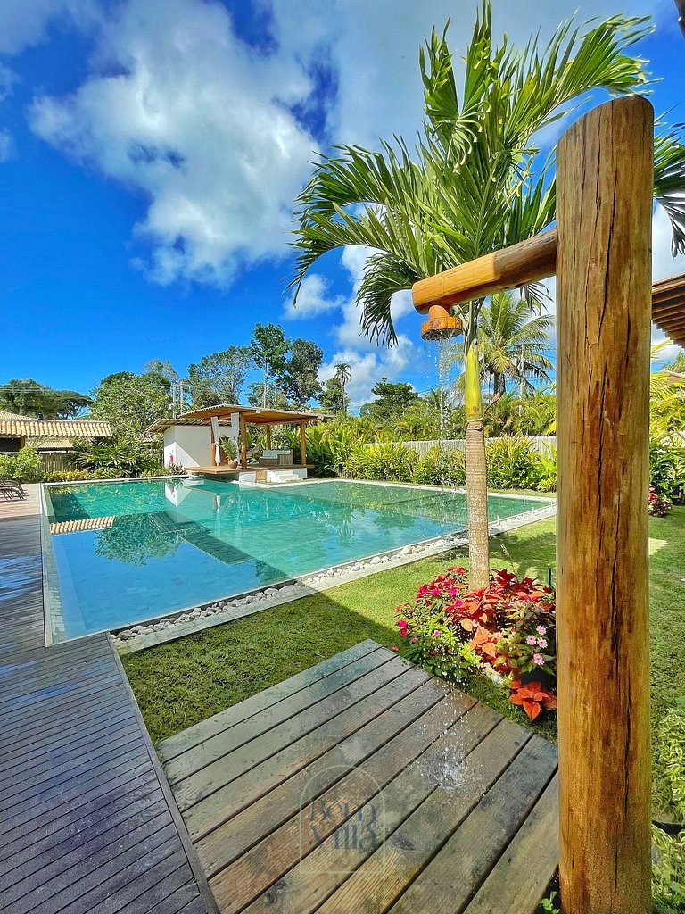 Casa Plus: 6 quartos para 25 pessoas, by BemVilla