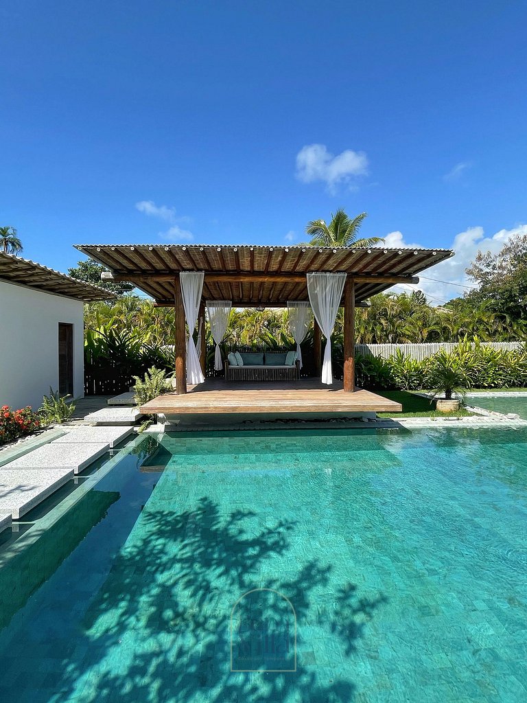 Casa Plus: 6 quartos para 25 pessoas, by BemVilla