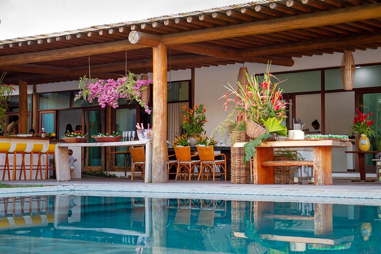 Casa Plus: 6 quartos para 25 pessoas, by BemVilla